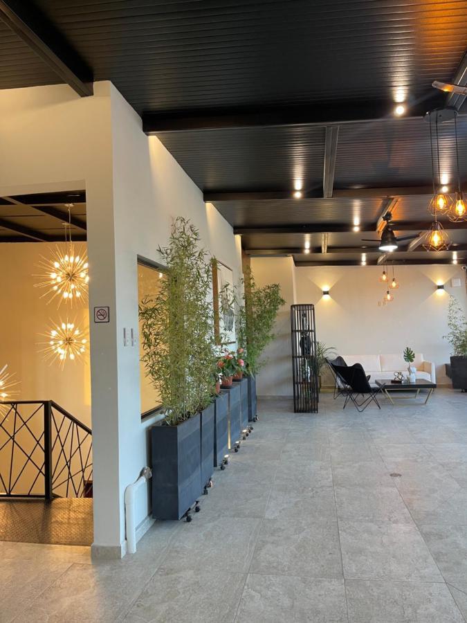 Hotel Ng Ameca 外观 照片