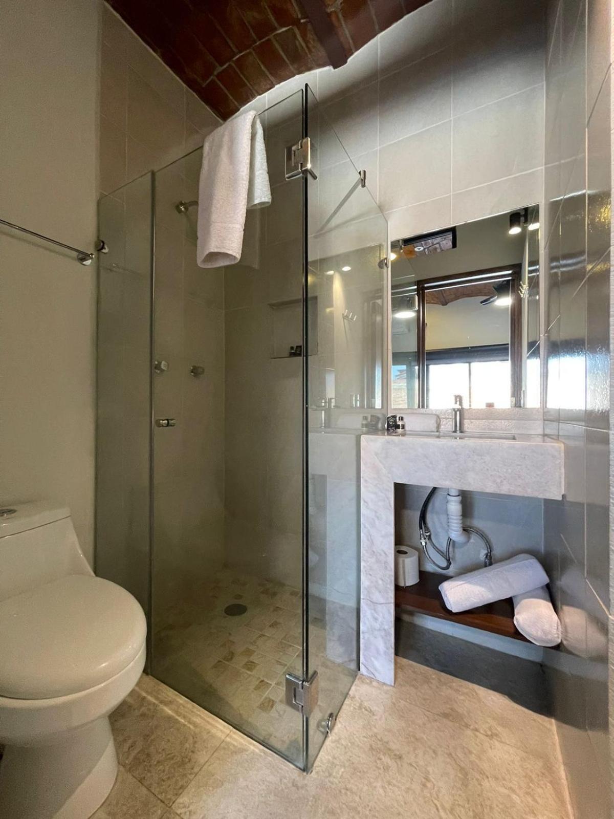 Hotel Ng Ameca 外观 照片